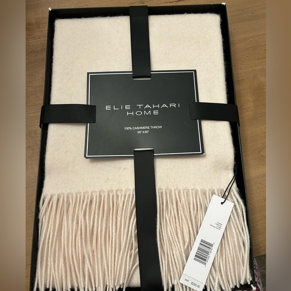 Elie Tahari Home 100% Cashmere Throw Cream White 50” x 60” NEW